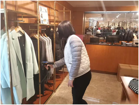 拉夏贝尔门店应用睿丰爱德手持机盘点